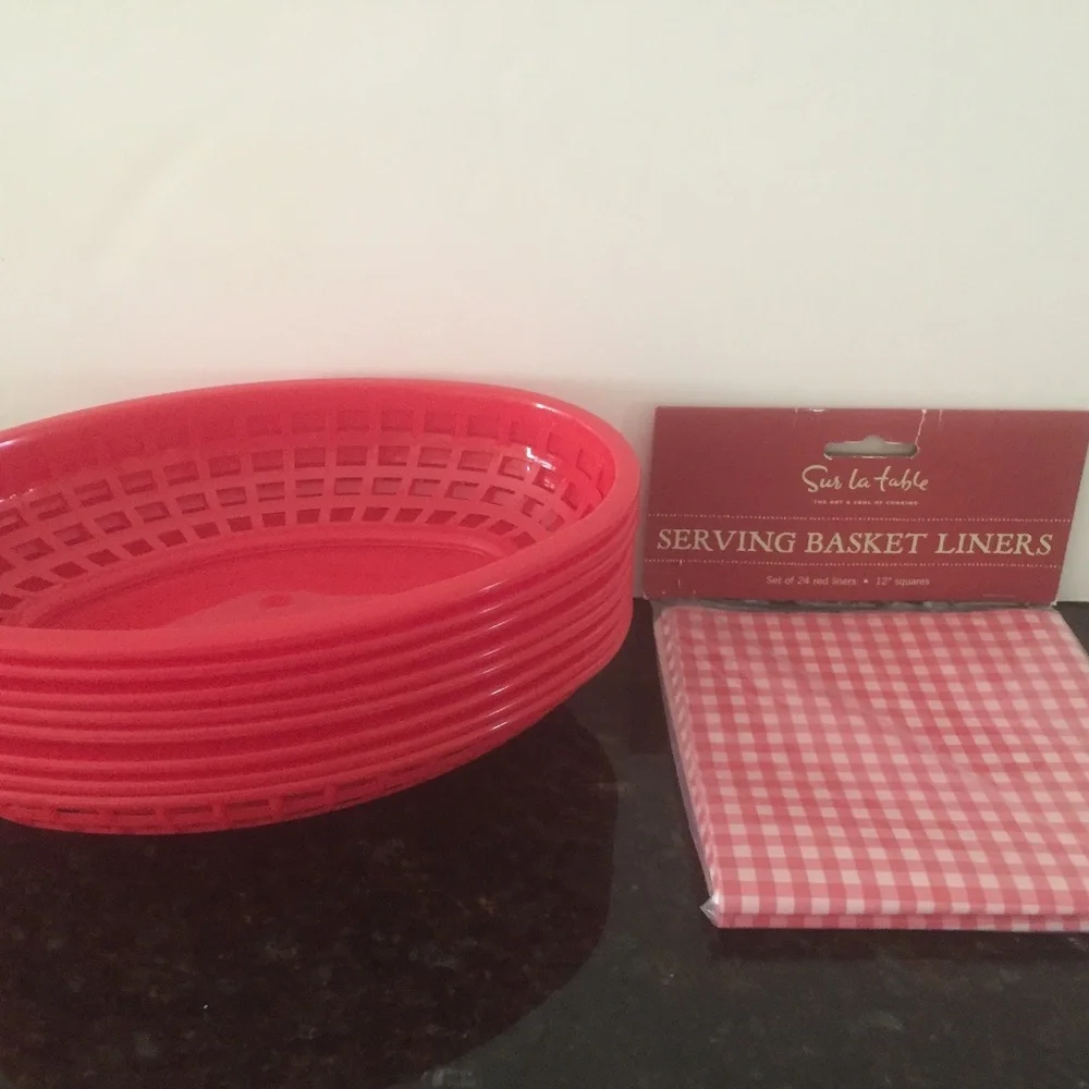8 TableCraft Classic Red Oval Food Baskets & 24 Red & White Liners/ON SALE!